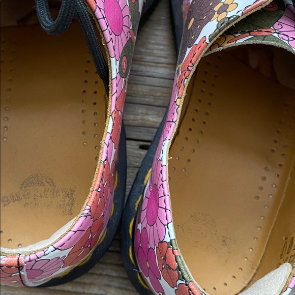 Dr. Marten Rare Retro Floral. Size 7/38. - Picture 7 of 8